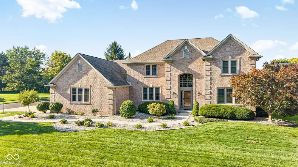 9981 Sugarleaf Place Fishers, IN 46038