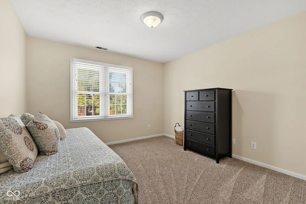 9981 Sugarleaf Place Fishers, IN 46038