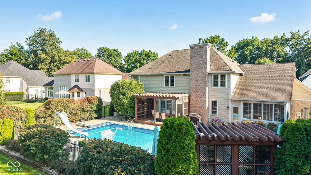 9981 Sugarleaf Place Fishers, IN 46038