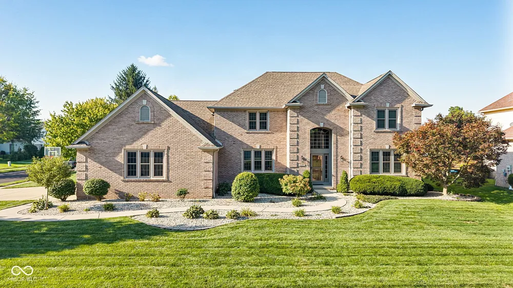 9981 Sugarleaf Place Fishers, IN 46038