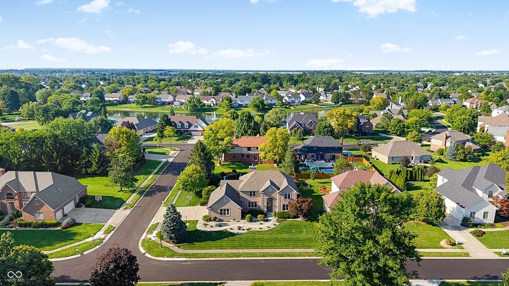 9981 Sugarleaf Place Fishers, IN 46038