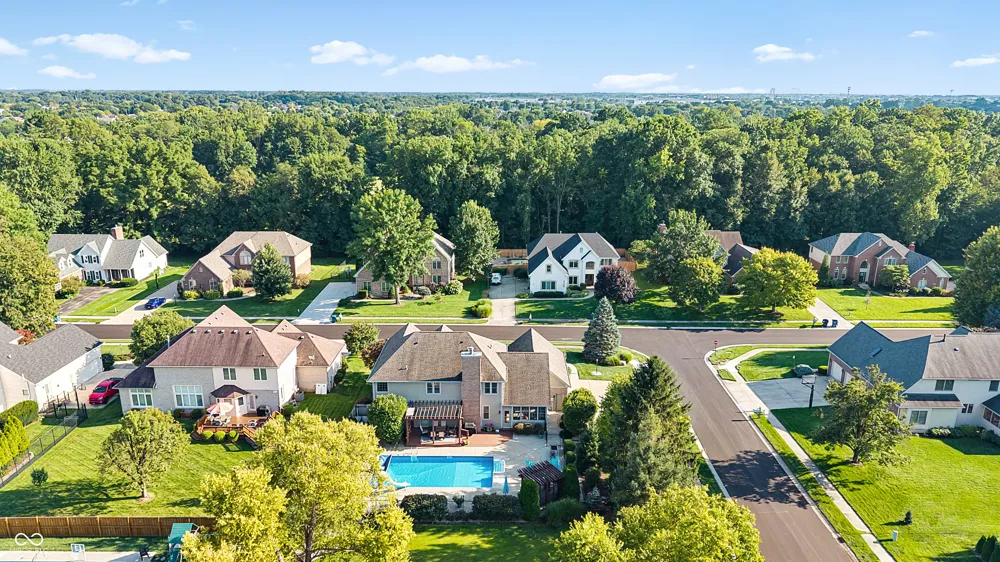 9981 Sugarleaf Place Fishers, IN 46038