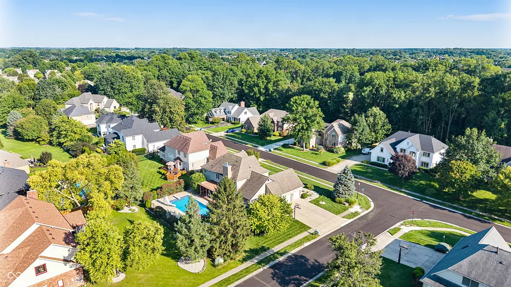 9981 Sugarleaf Place Fishers, IN 46038