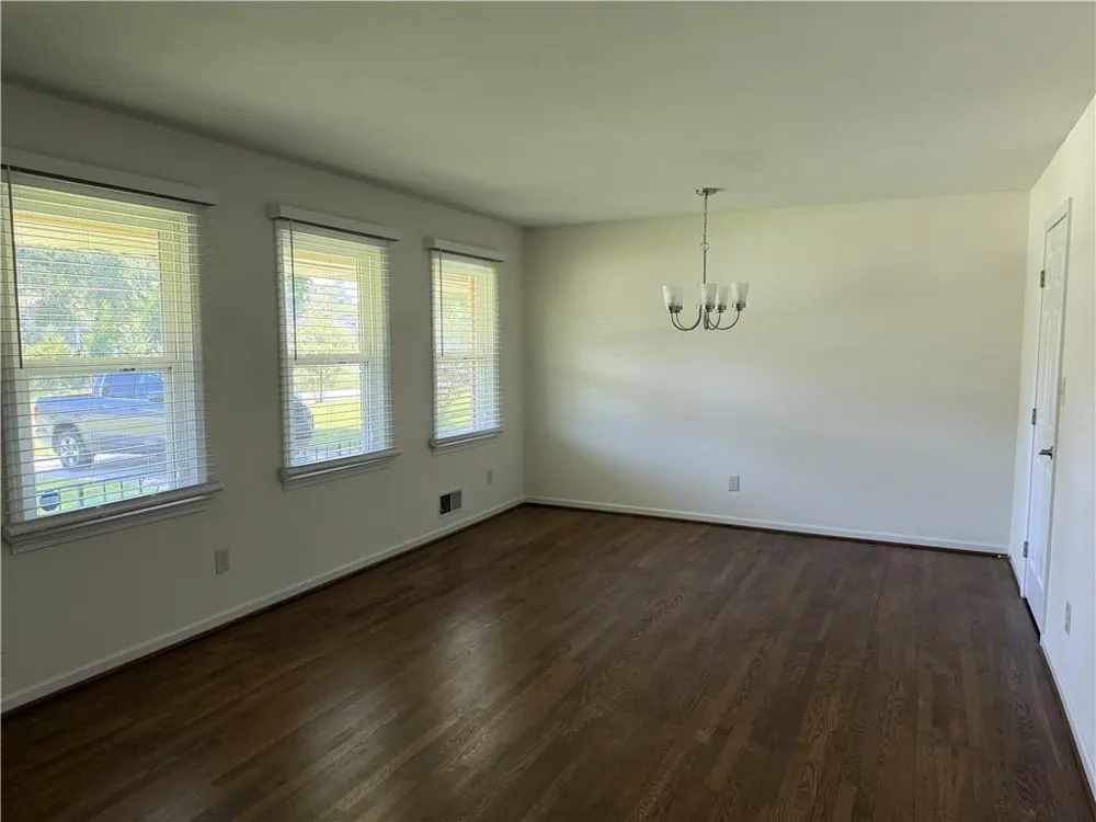 7475 Grayson Drive Riverdale, GA 30296