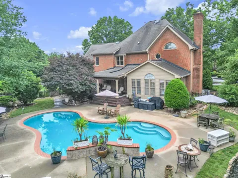 1 Squires Meadow Court