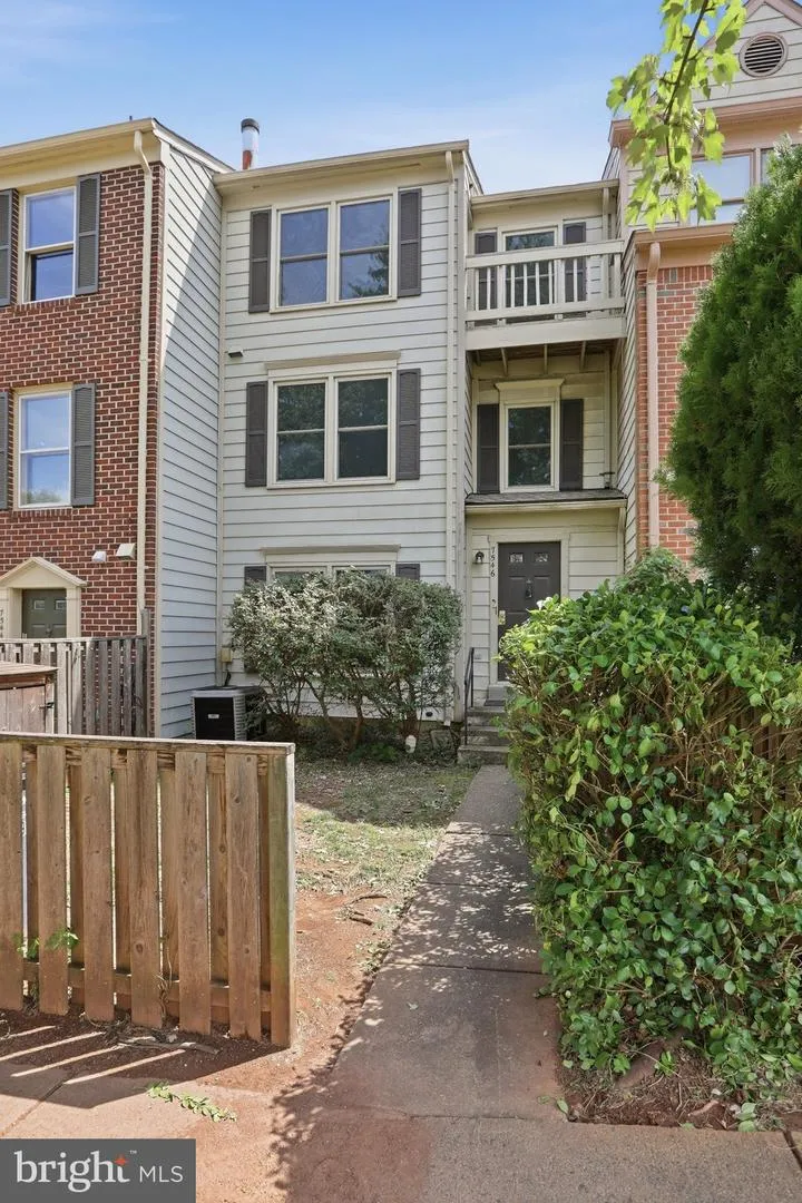 7546 EMERALD DRIVE Manassas, VA 20109