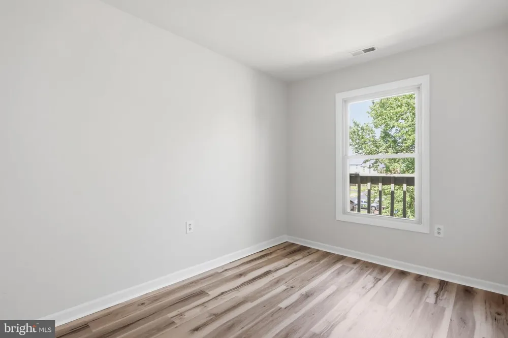 7546 EMERALD DRIVE Manassas, VA 20109