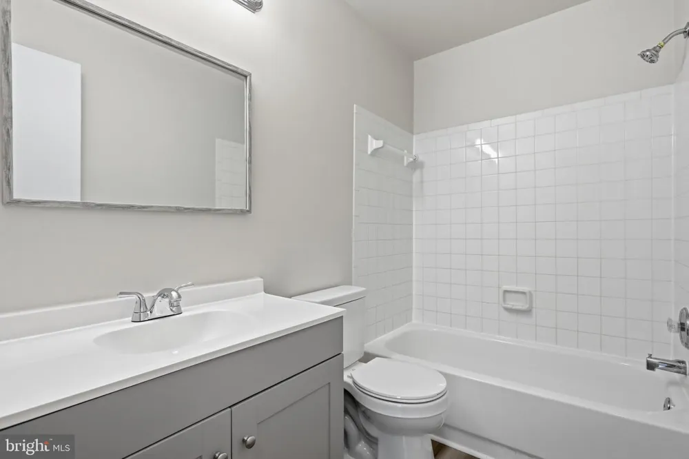 7546 EMERALD DRIVE Manassas, VA 20109