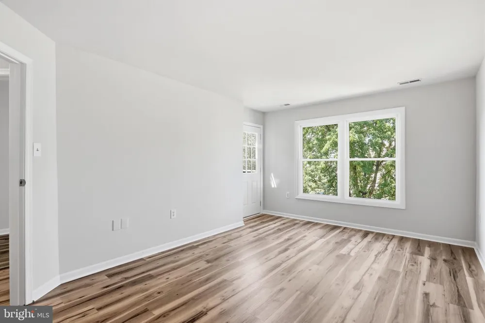 7546 EMERALD DRIVE Manassas, VA 20109