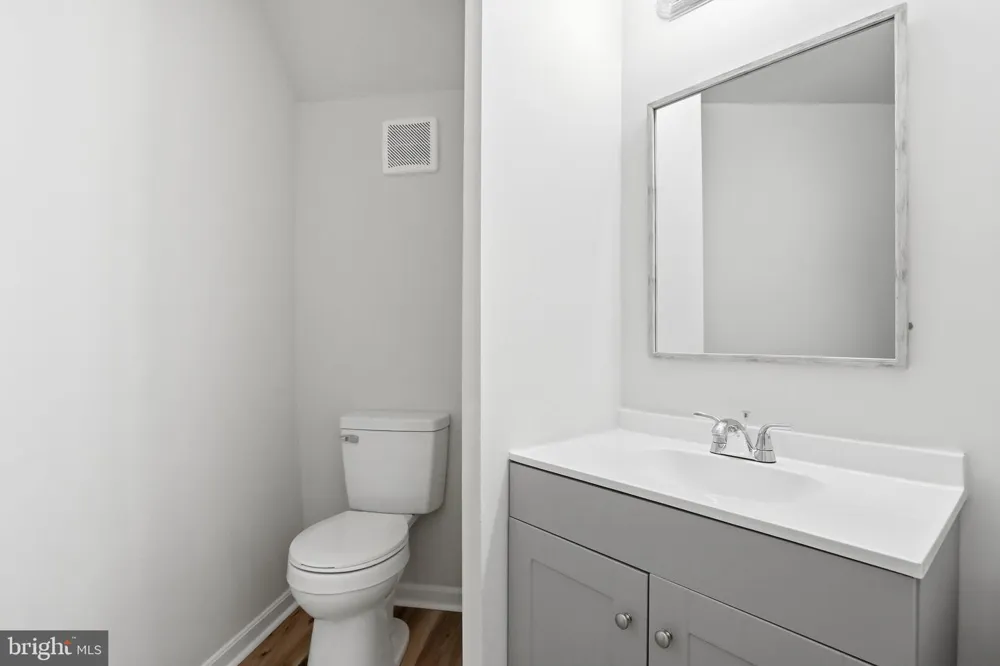 7546 EMERALD DRIVE Manassas, VA 20109