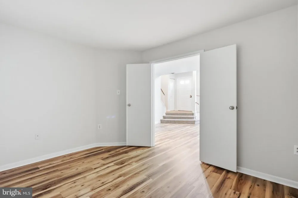 7546 EMERALD DRIVE Manassas, VA 20109