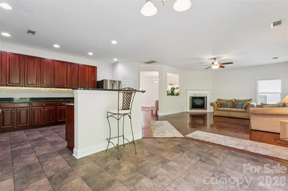 9908 Rocky Ford Club Road Charlotte, NC 28269