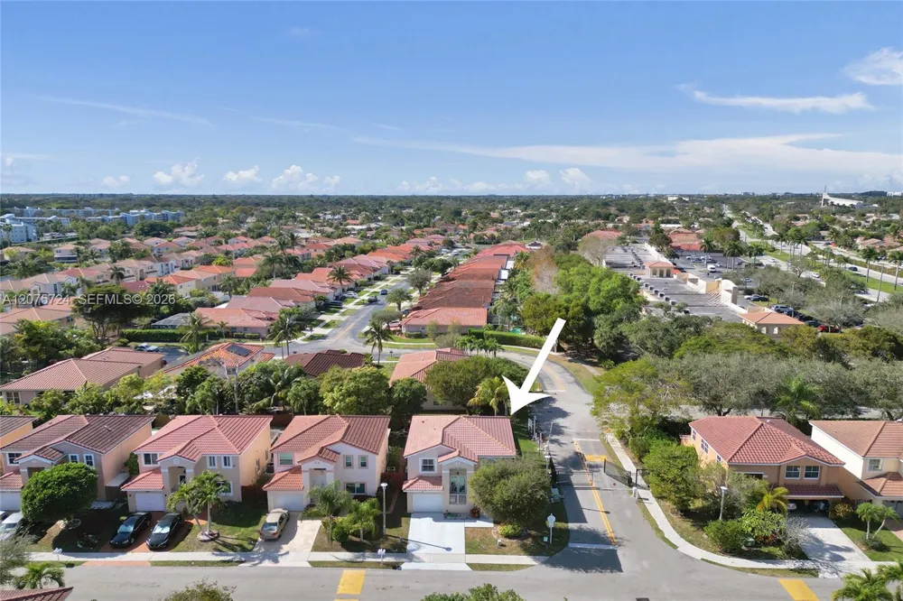 2001 Barcelona Ter Margate, FL 33063