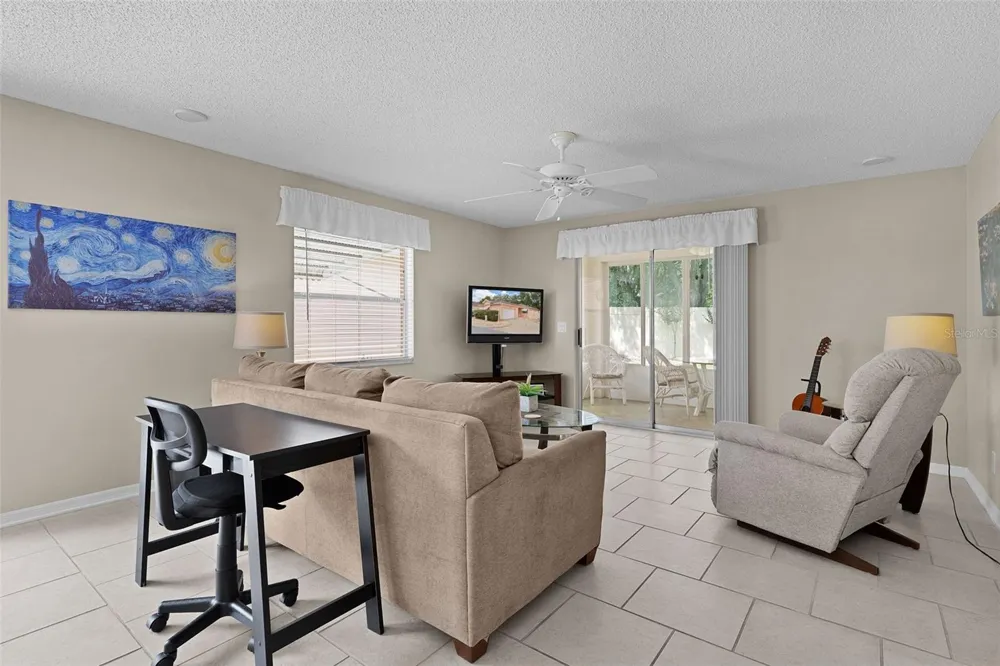 1023 AVALON AVENUE Lady Lake, FL 32159