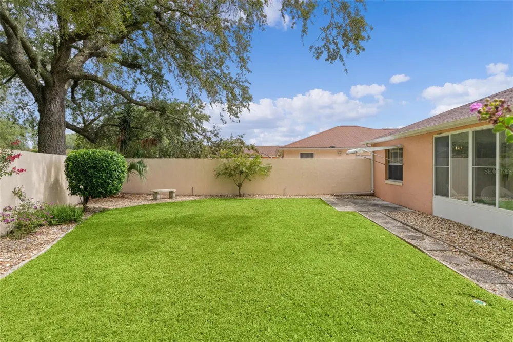 1023 AVALON AVENUE Lady Lake, FL 32159