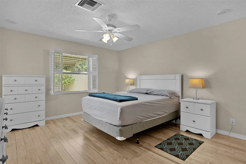 1023 AVALON AVENUE Lady Lake, FL 32159