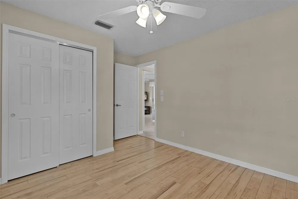 1023 AVALON AVENUE Lady Lake, FL 32159