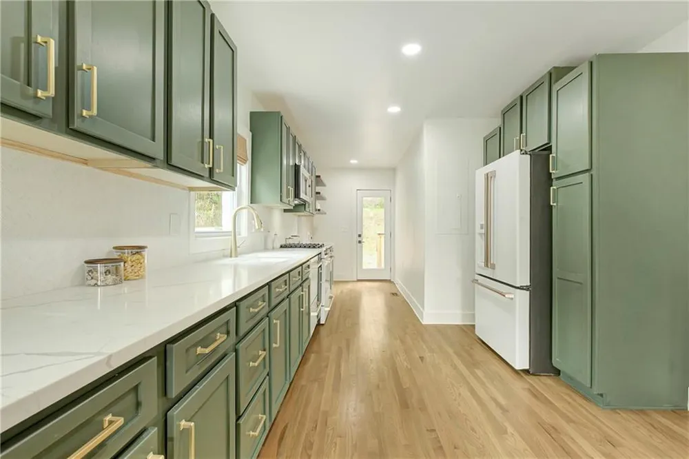 1747 Cascade Terrace SW Atlanta, GA 30311