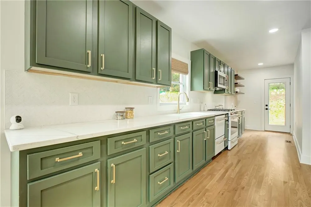 1747 Cascade Terrace SW Atlanta, GA 30311