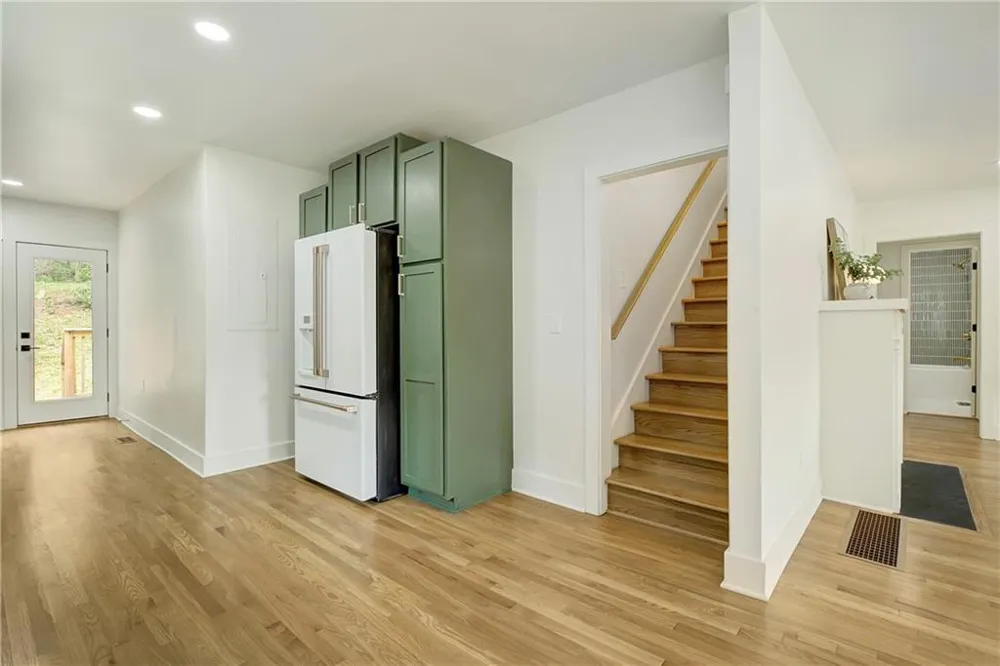 1747 Cascade Terrace SW Atlanta, GA 30311