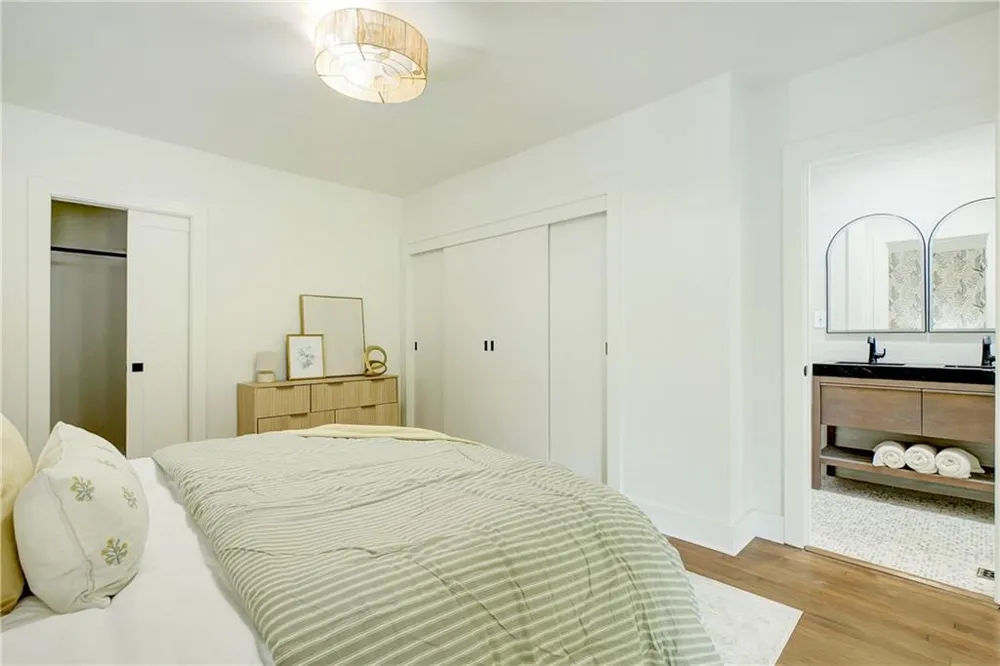 1747 Cascade Terrace SW Atlanta, GA 30311