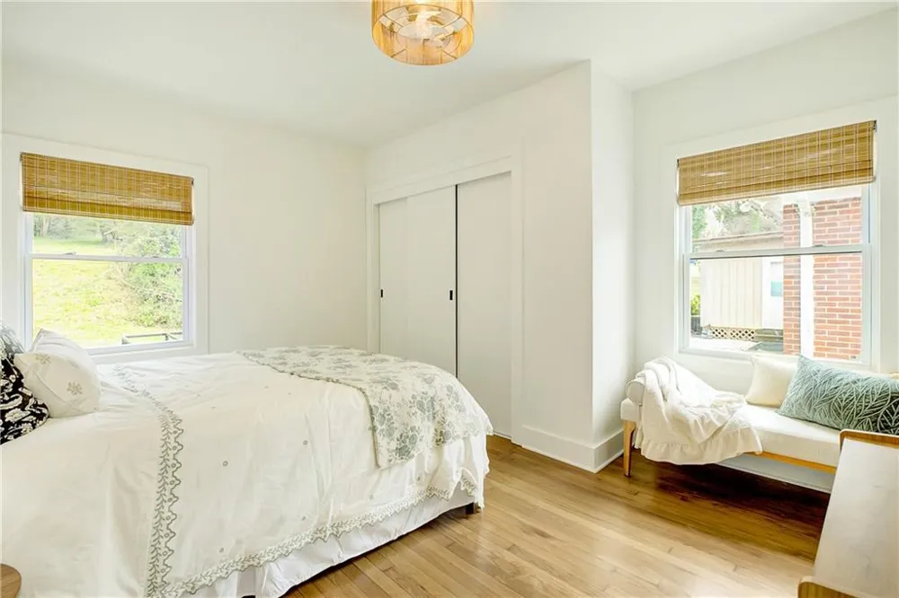 1747 Cascade Terrace SW Atlanta, GA 30311