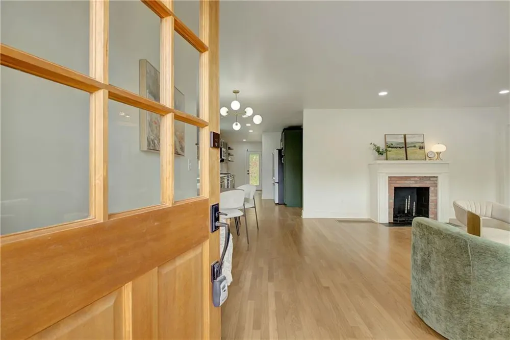 1747 Cascade Terrace SW Atlanta, GA 30311