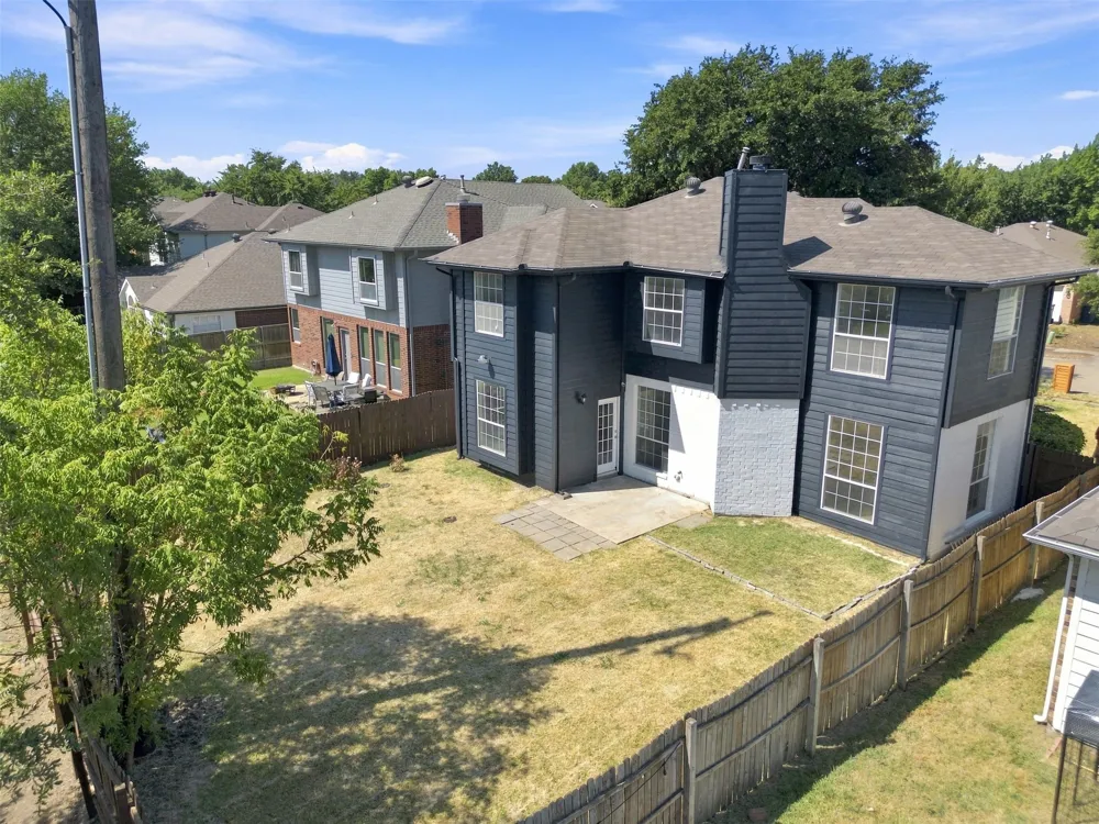 2124 Newport Drive Flower Mound, TX 75028