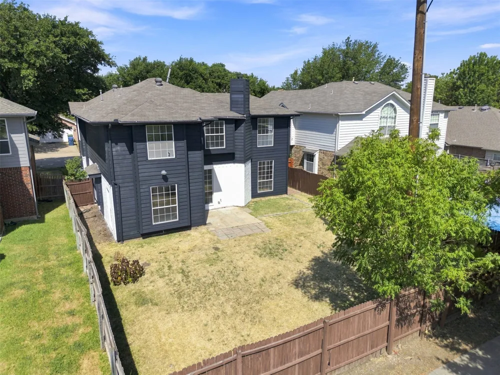 2124 Newport Drive Flower Mound, TX 75028