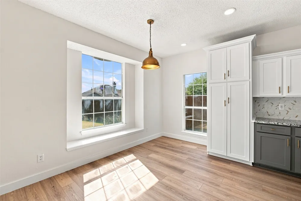 2124 Newport Drive Flower Mound, TX 75028