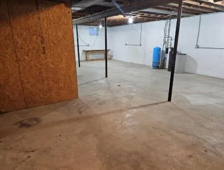954 Rose Drive Ann Arbor, MI 48103