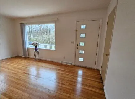 954 Rose Drive Ann Arbor, MI 48103