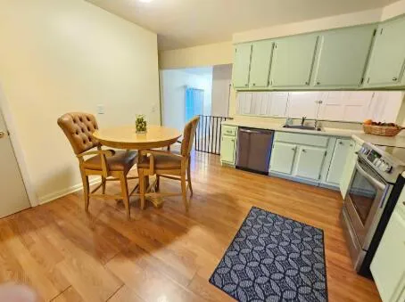 954 Rose Drive Ann Arbor, MI 48103