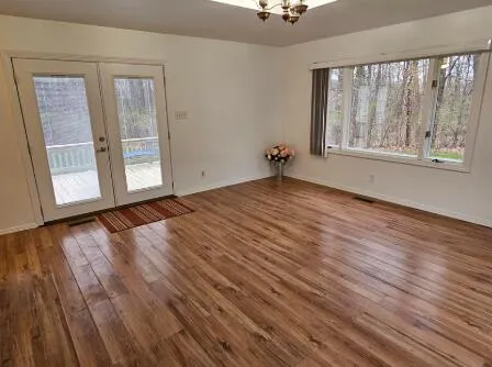 954 Rose Drive Ann Arbor, MI 48103