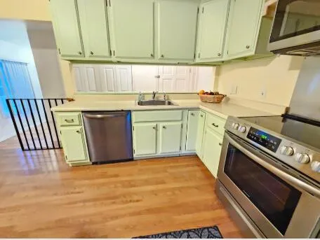 954 Rose Drive Ann Arbor, MI 48103