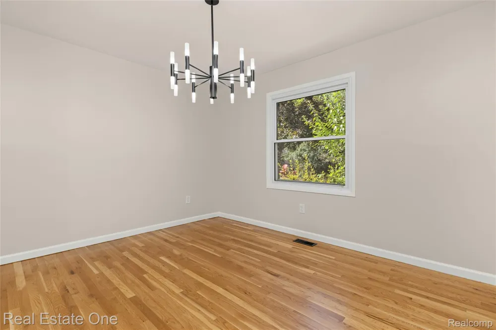 25695 Branchaster Road Farmington Hills City, MI 48336