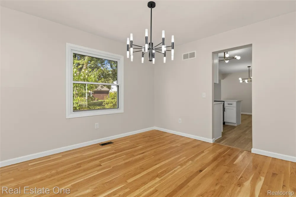 25695 Branchaster Road Farmington Hills City, MI 48336