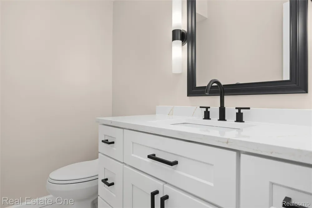 25695 Branchaster Road Farmington Hills City, MI 48336