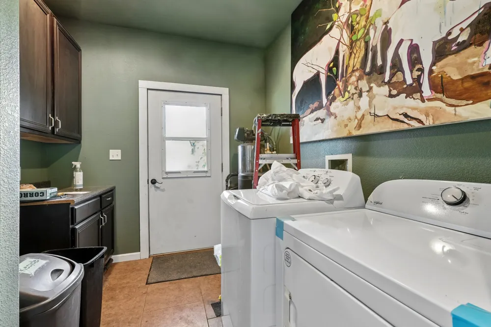 286 Simpson Avenue Cedar Creek, TX 78612