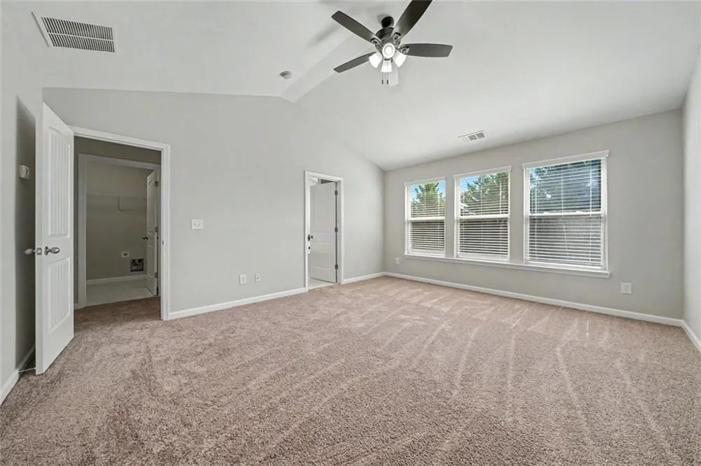 4934 Rapahoe Trail Atlanta, GA 30349