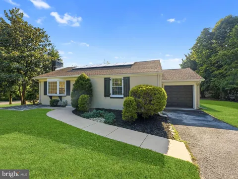 223 CROPWELL ROAD