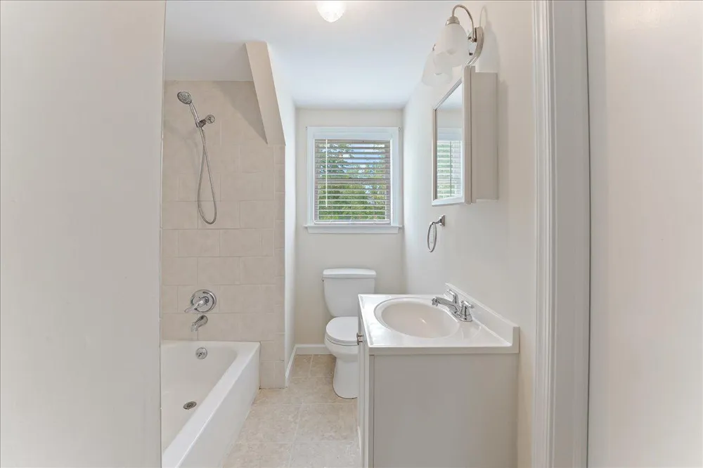 310 CEDAR LANE Wallingford, PA 19086