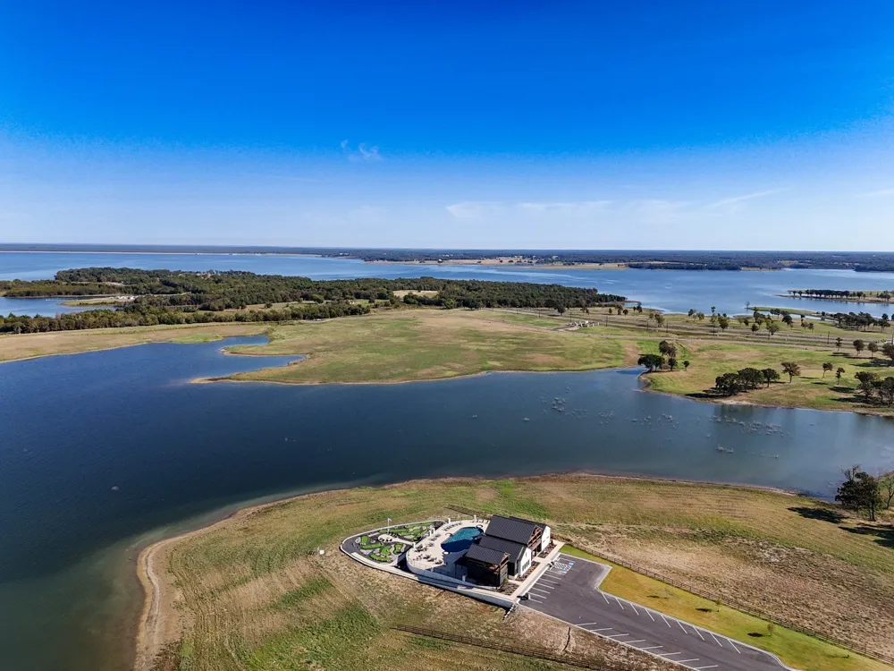 527 Lakeshore Terrace Windom, TX 75492