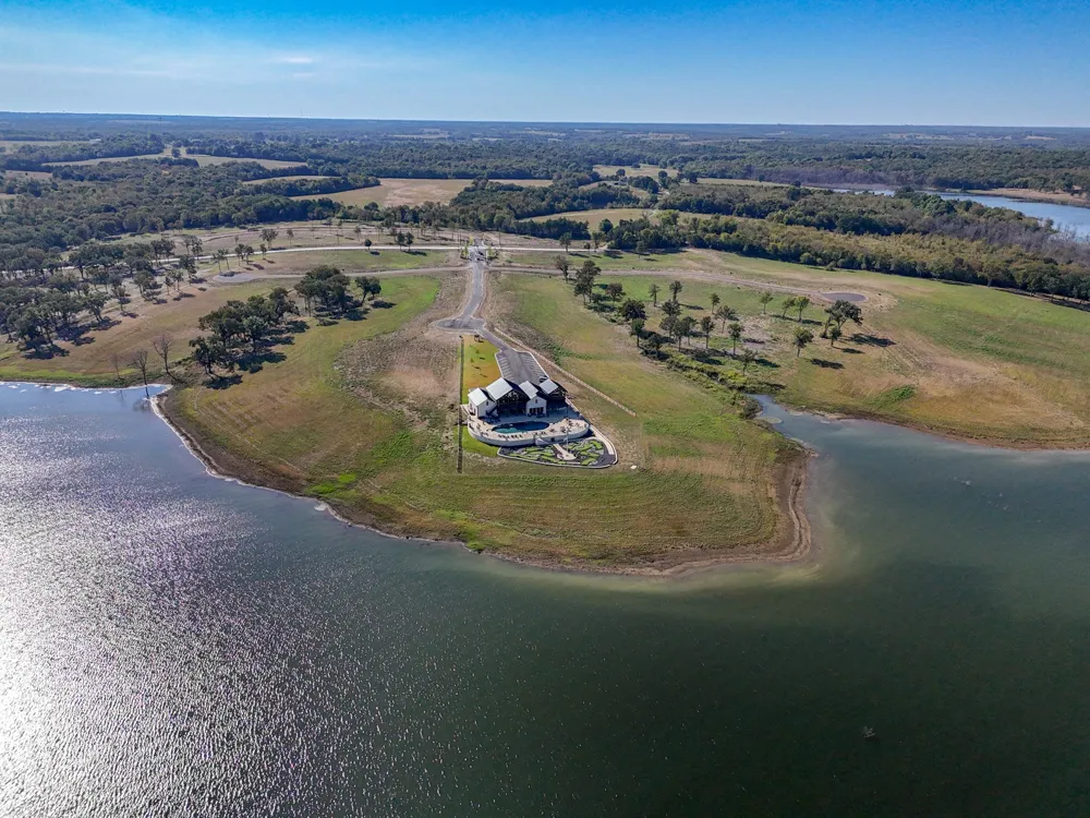 527 Lakeshore Terrace Windom, TX 75492
