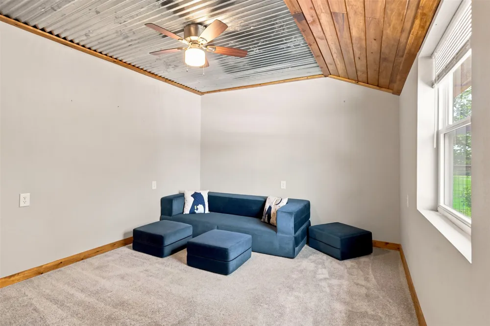 1724 County Road 4790 Boyd, TX 76023