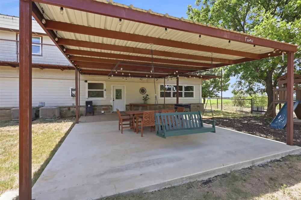 1724 County Road 4790 Boyd, TX 76023