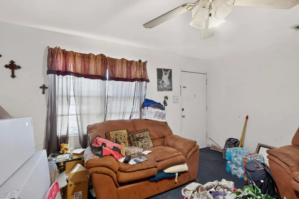 2225 Mayfair Street Ennis, TX 75119