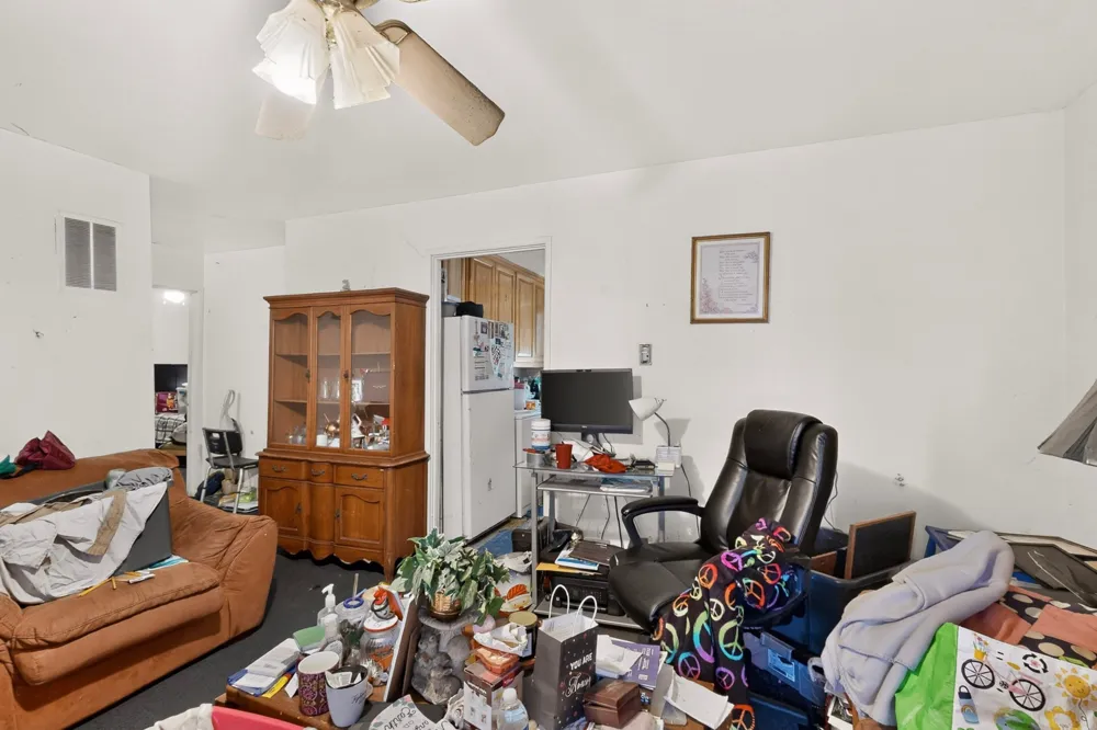 2225 Mayfair Street Ennis, TX 75119
