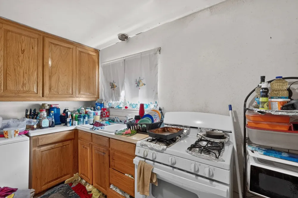 2225 Mayfair Street Ennis, TX 75119