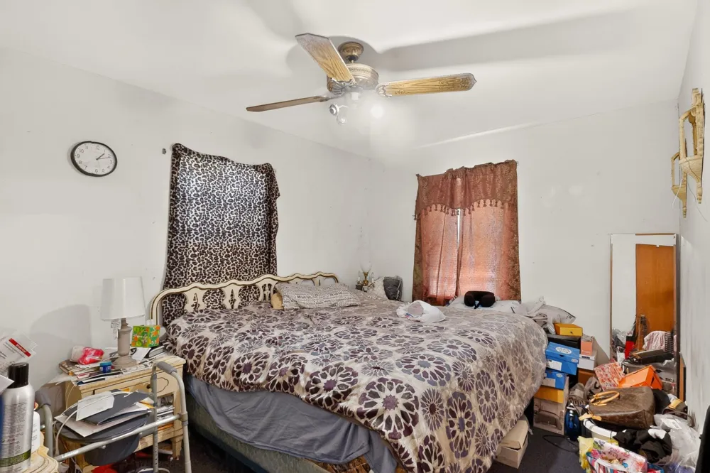 2225 Mayfair Street Ennis, TX 75119